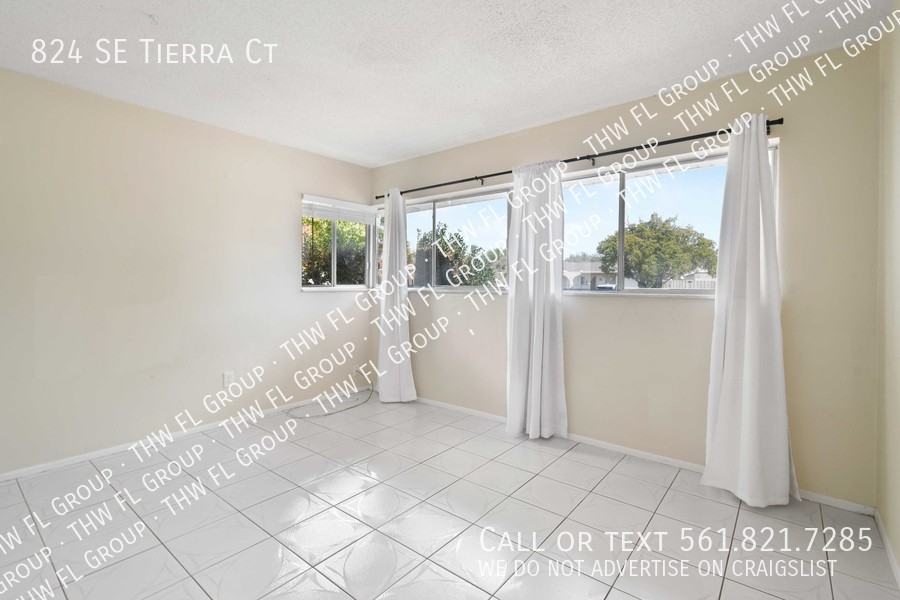 824 Se Tierra Ct - Photo 2 of 19