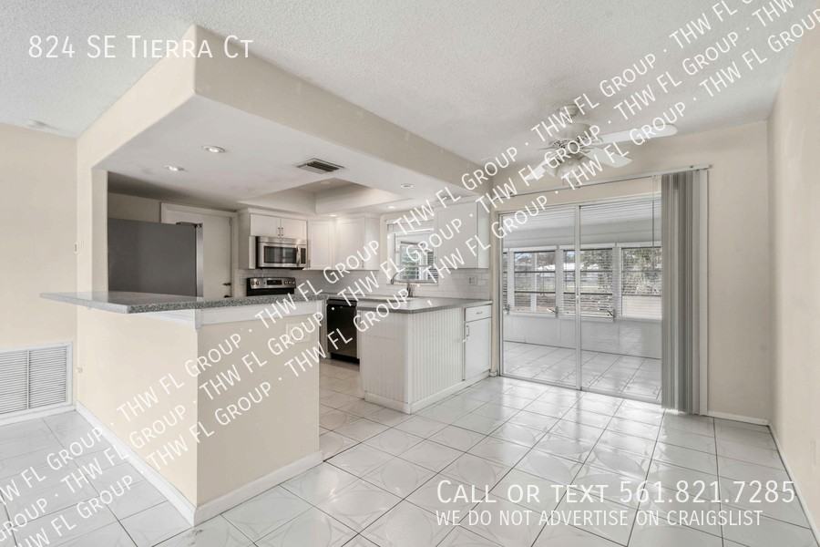 824 Se Tierra Ct - Photo 3 of 19