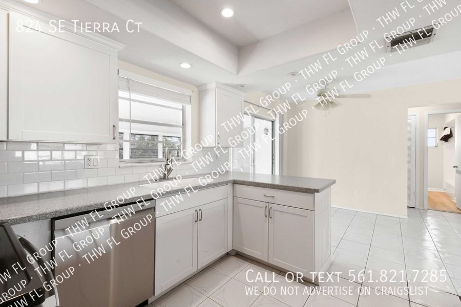 824 Se Tierra Ct - Photo 5 of 19