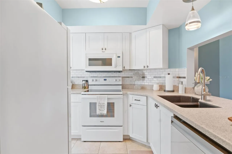 2486 Caring Way - Photo 2 of 8