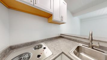 featured image of 390 Woodland Ave #394