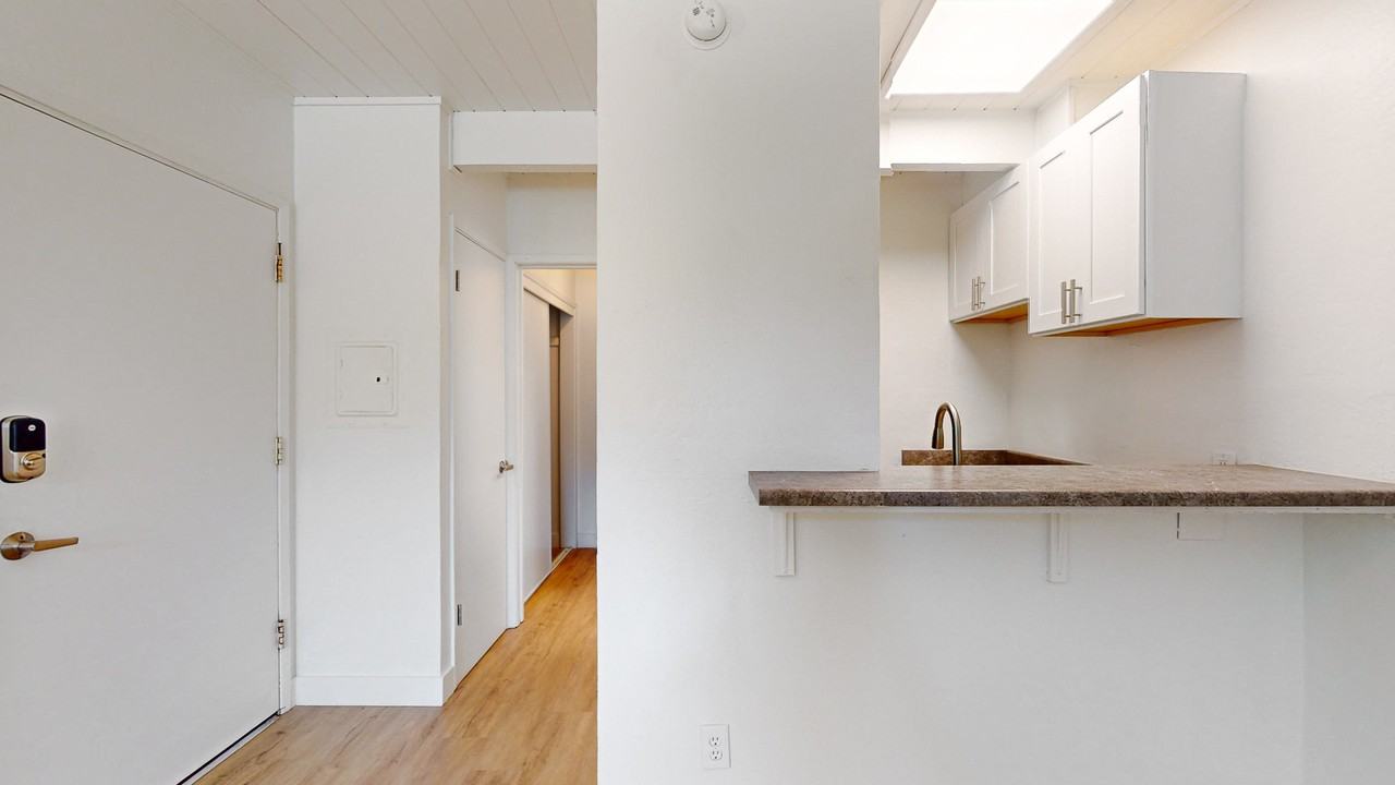 390 Woodland Ave #394 - Photo 4 of 19