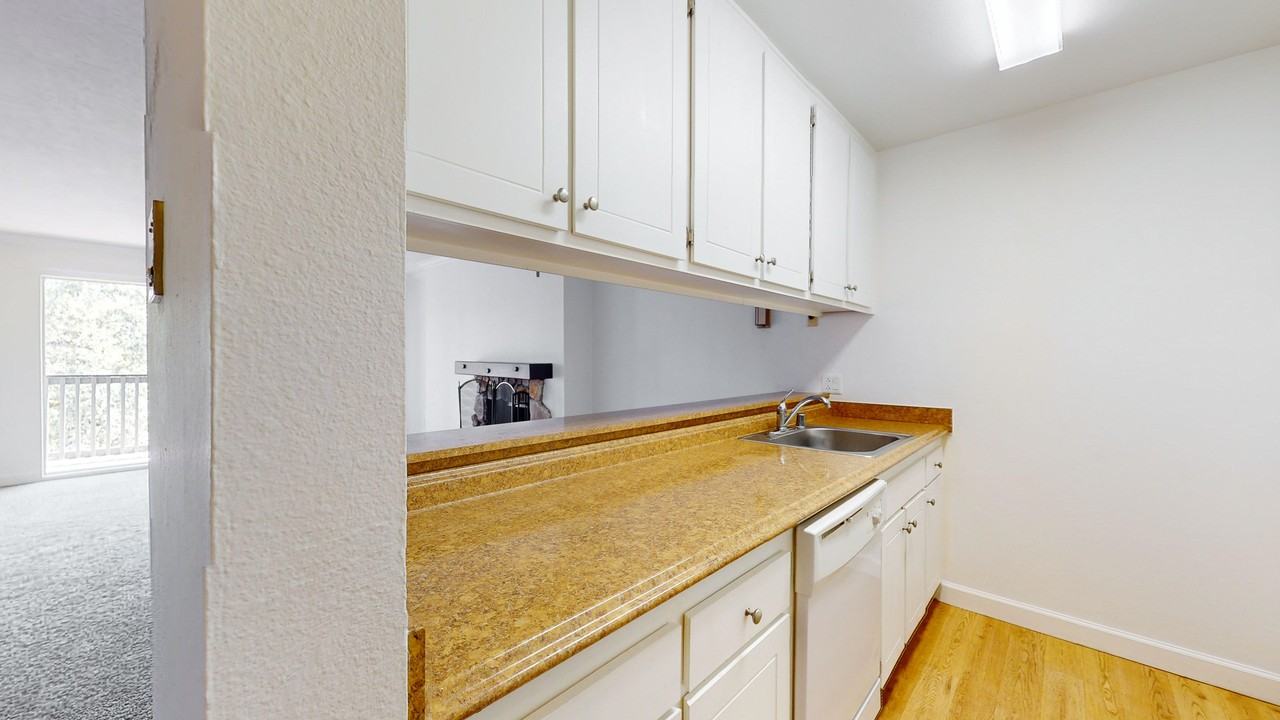 212 Marin St #301 - Photo 7 of 27