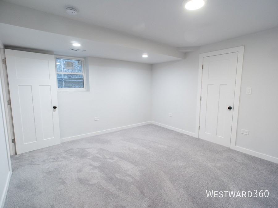 4853 N Kenmore Ave #1R - Photo 7 of 14