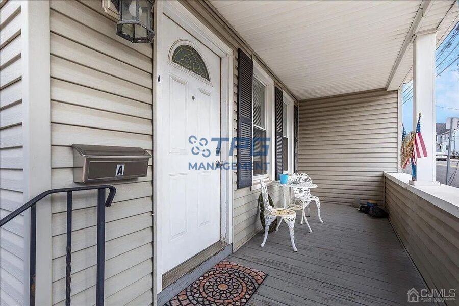 243 Cedar St #A - Photo 3 of 13