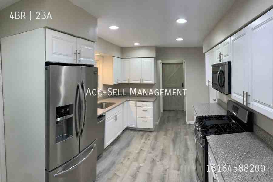 53 Luray Ave Nw - Photo 2 of 17