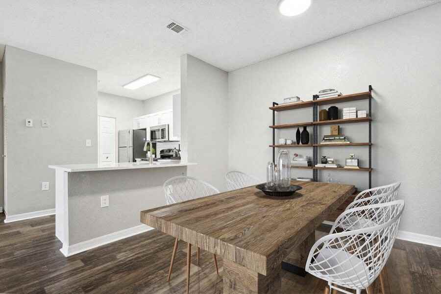 Vinings at Hunter's Green - Photo 7 of 50