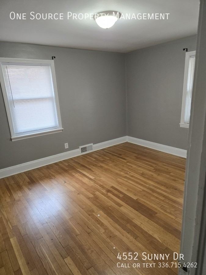 4552 Sunny Dr - Photo 6 of 9