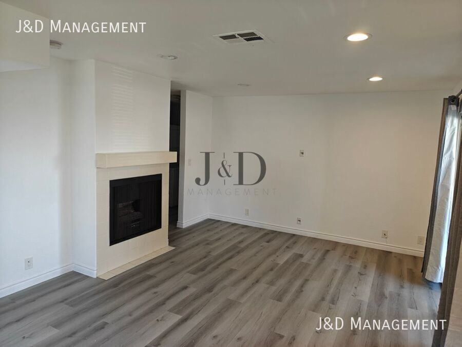 10790 Aderman Ave #107 - Photo 6 of 11