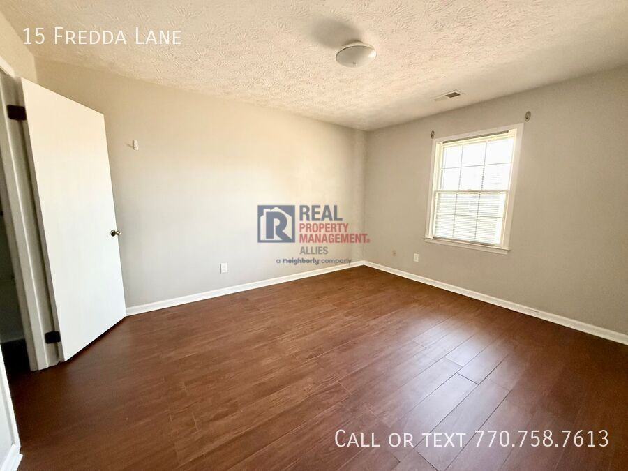 15 Fredda Ln - Photo 6 of 11