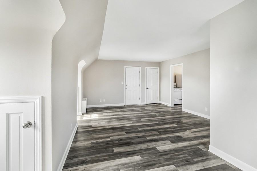 7220 W Center St #5 - Photo 5 of 14