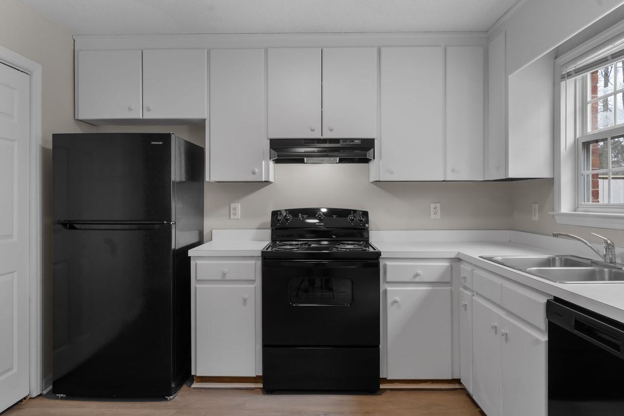 129 Henley Pl - Photo 6 of 28