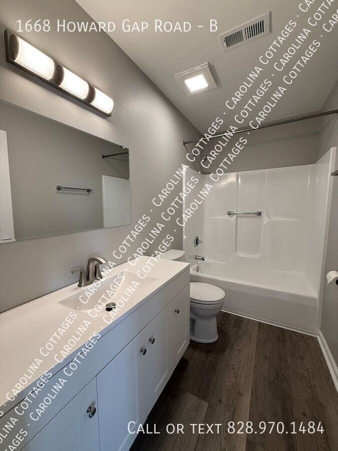 1668 Howard Gap Rd #B - Photo 4 of 9