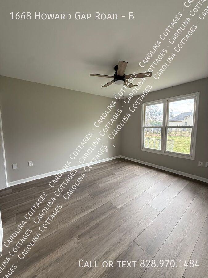 1668 Howard Gap Rd #B - Photo 6 of 9