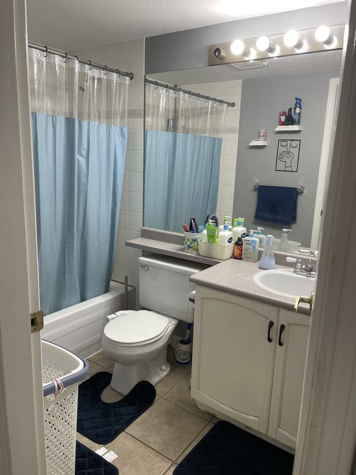 2958 Trethewey Street - Photo 7 of 10