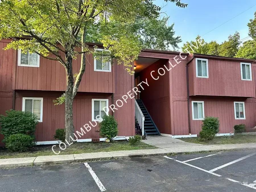 906 S Spring Rd - Photo 2 of 2