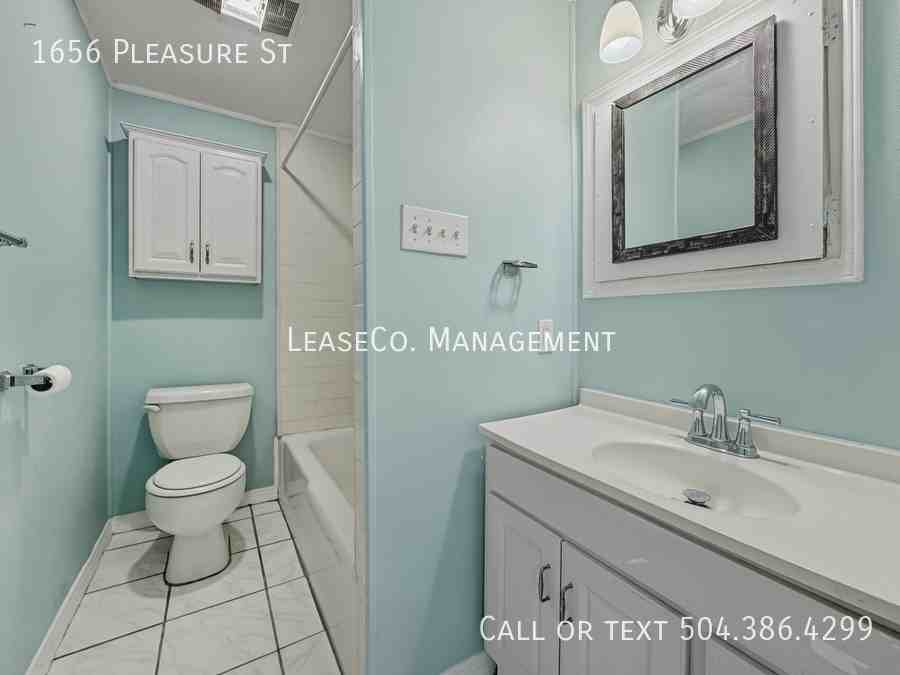 1656 Pleasure St - Photo 4 of 9