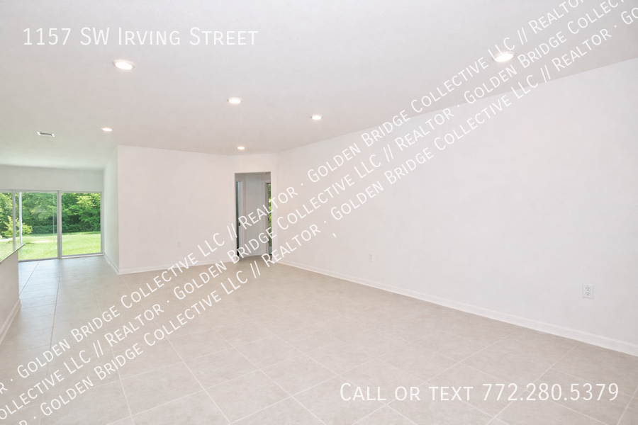 1157 Sw Irving St - Photo 2 of 8