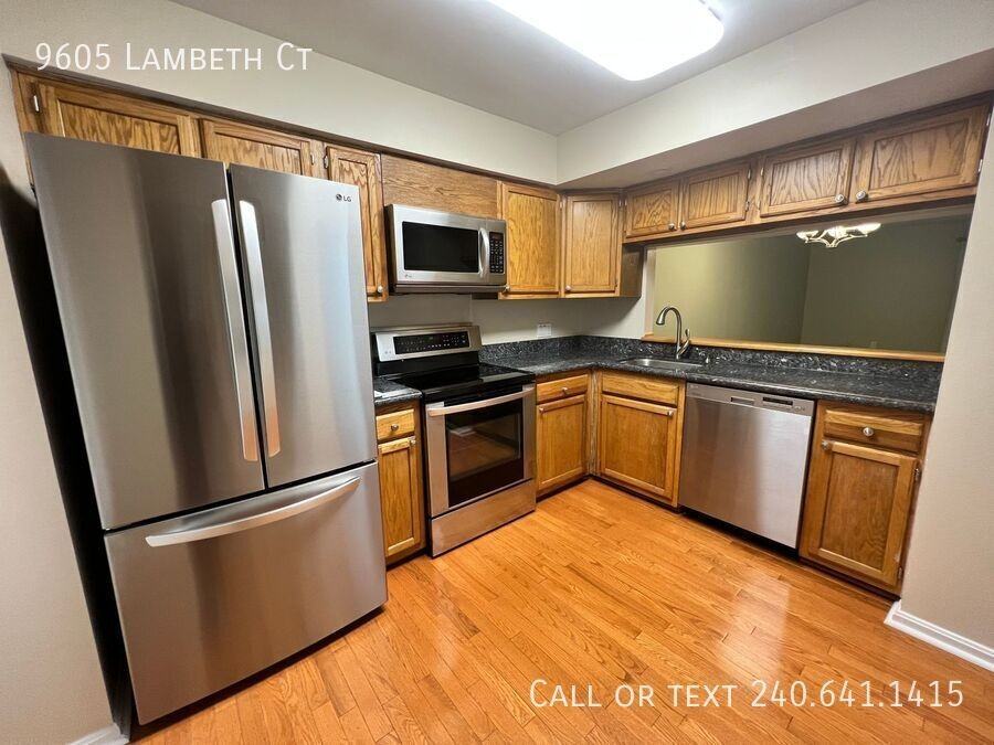 9605 Lambeth Ct - Photo 6 of 18