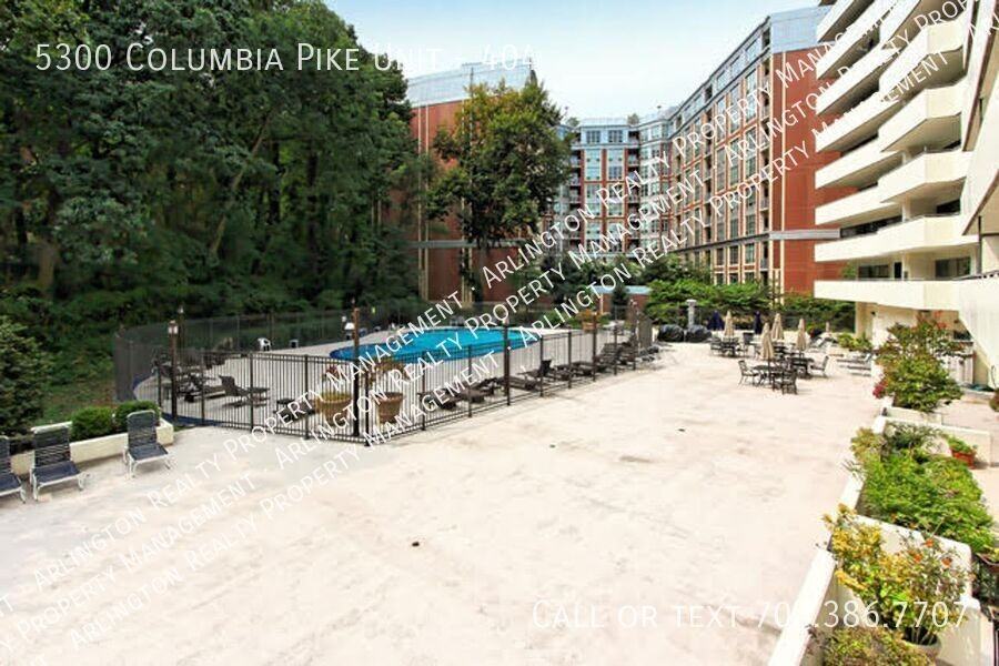 5300 Columbia Pike #404 - Photo 4 of 32