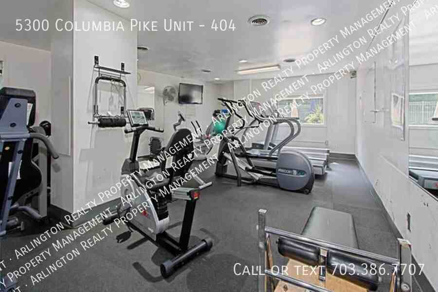 5300 Columbia Pike #404 - Photo 5 of 32