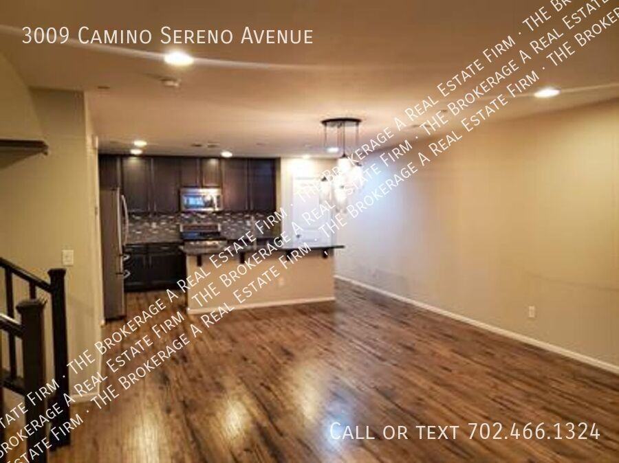 3009 Camino Sereno Ave - Photo 2 of 9