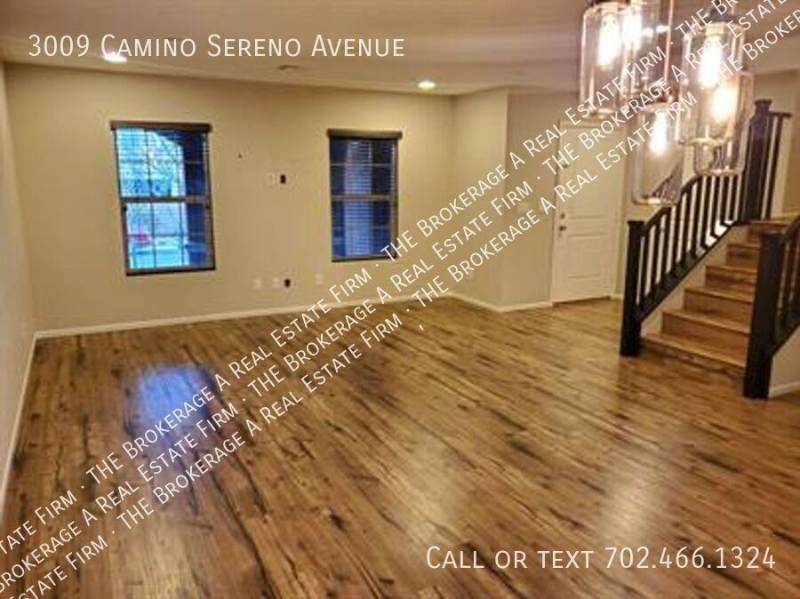 3009 Camino Sereno Ave - Photo 3 of 9