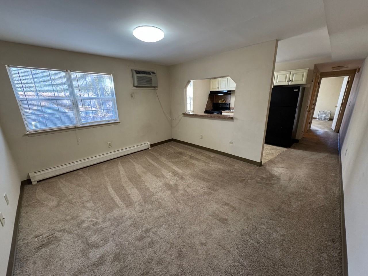 1 Green St #4 - Photo 3 of 16