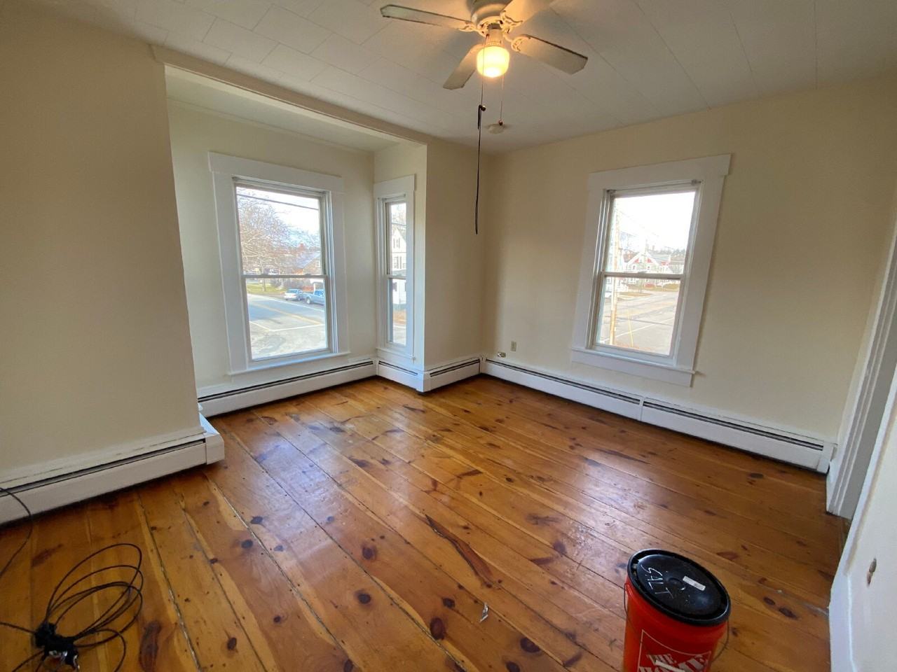 53 Summer St - Photo 4 of 19