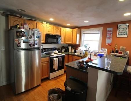 Prospect St #A - Photo 2 of 8