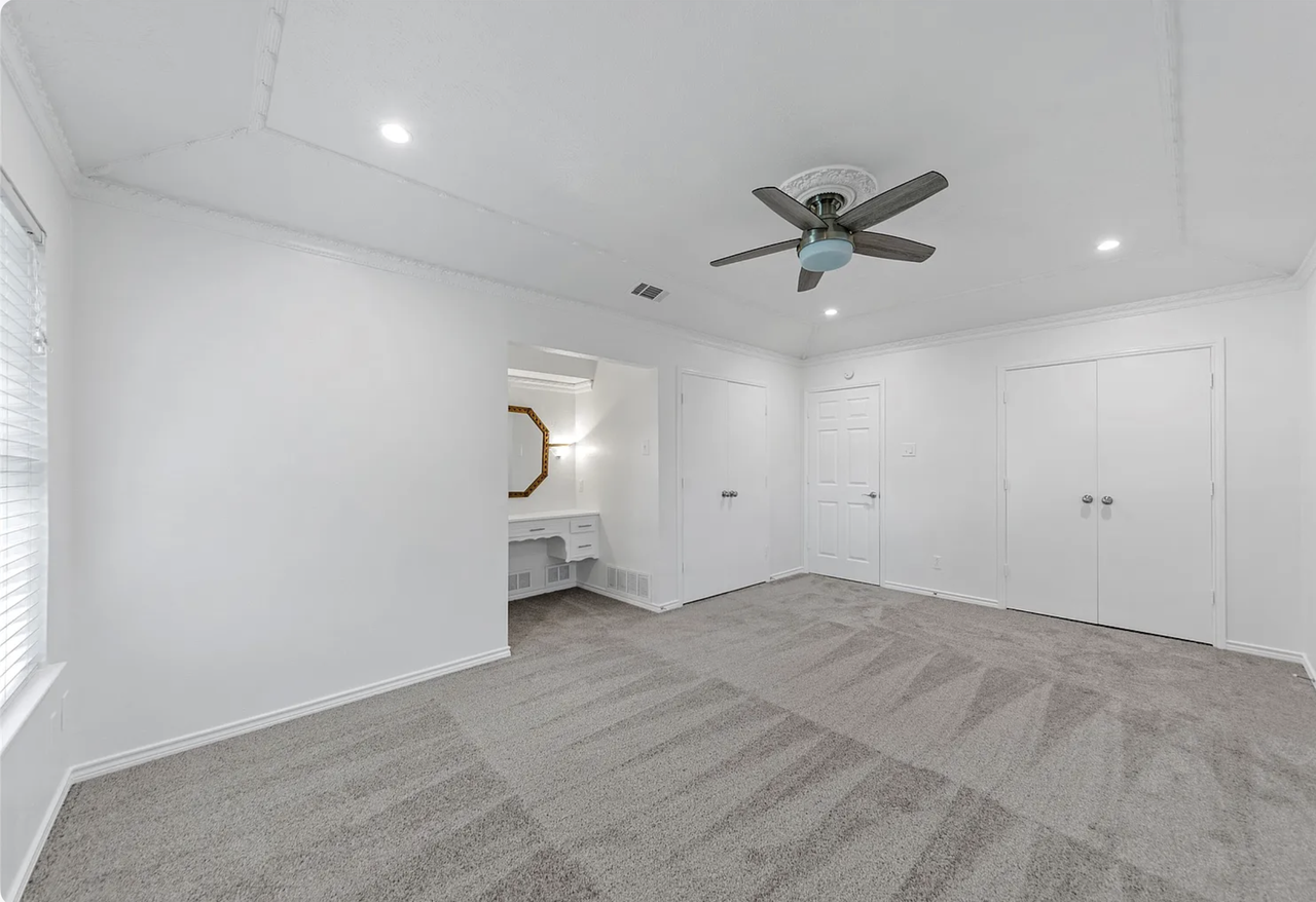 307 S Grove Rd #NA - Photo 5 of 19