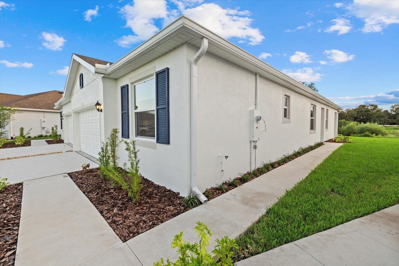 875 157th Ct E #NA - Photo 2 of 31