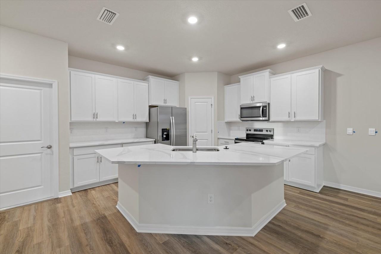 875 157th Ct E #NA - Photo 5 of 31