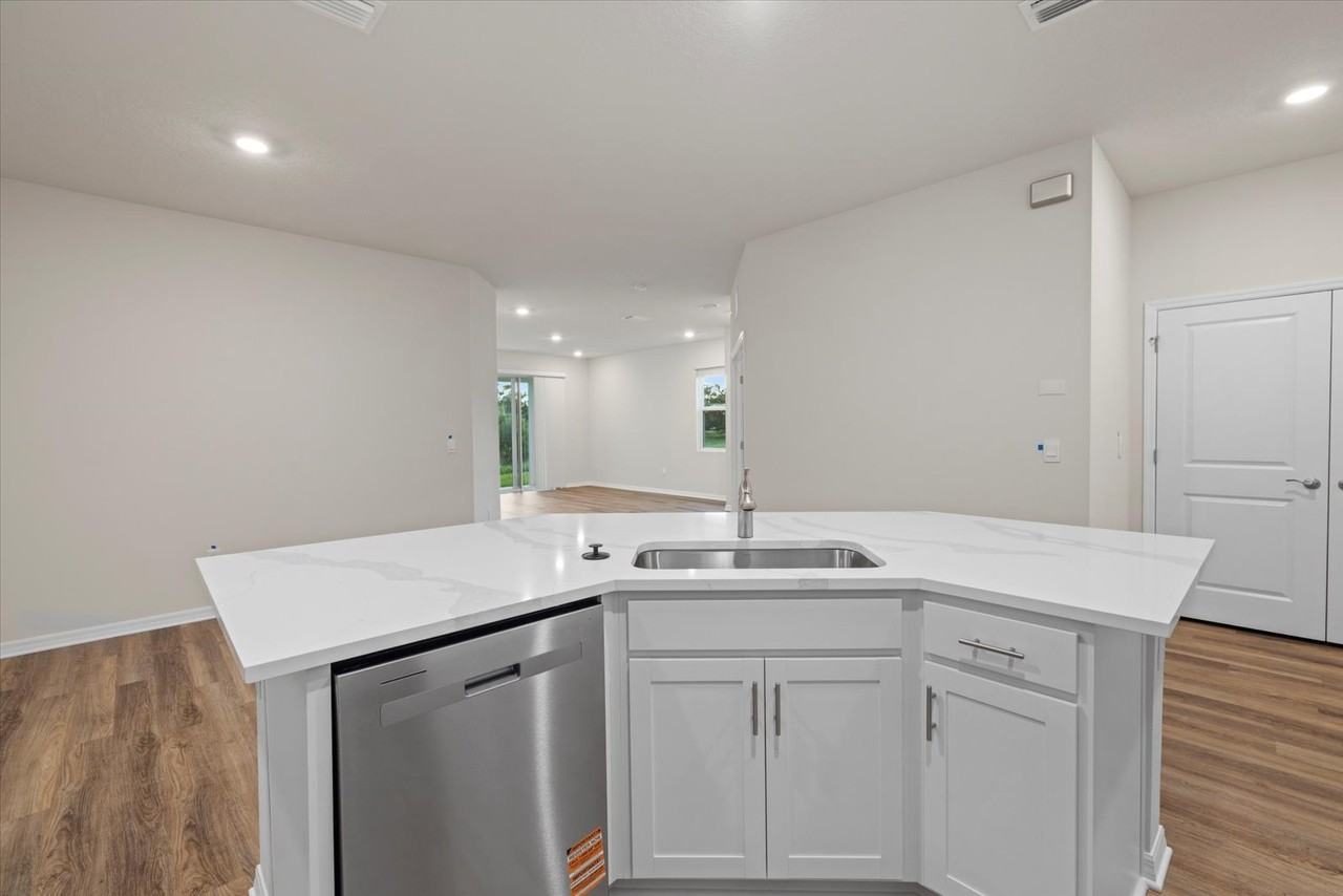 875 157th Ct E #NA - Photo 6 of 31