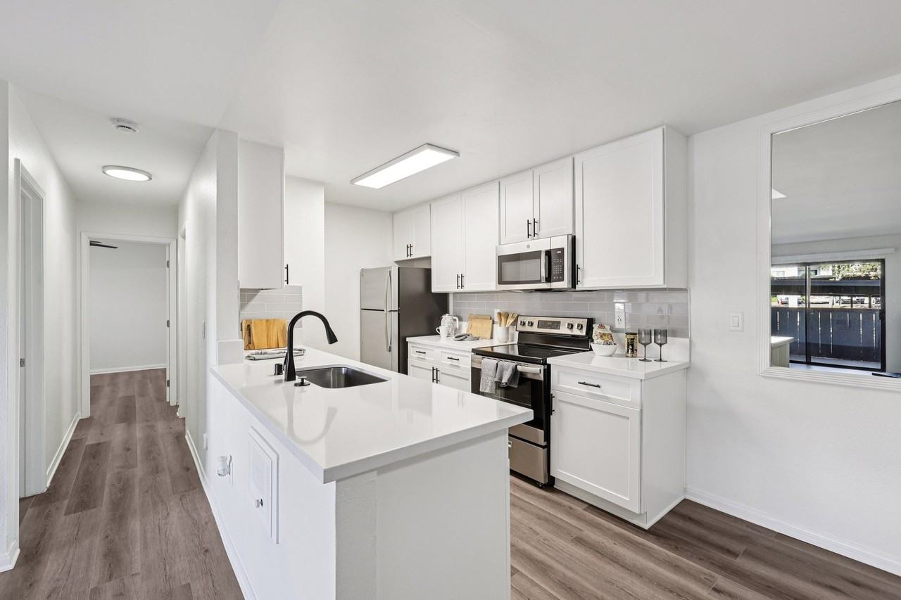 Santa Fe Ranch - Photo 4 of 31