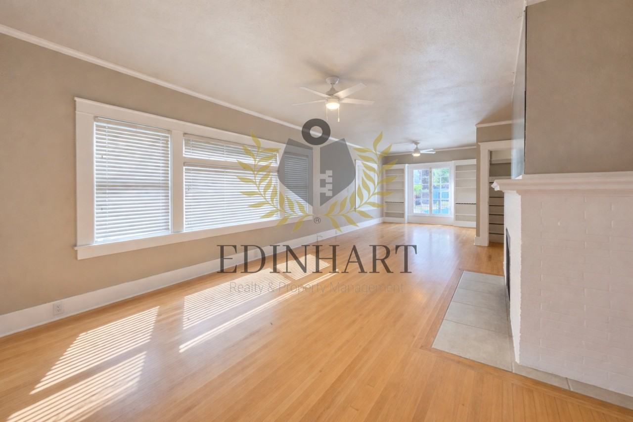 1105 N College Ave #1 - Photo 5 of 27