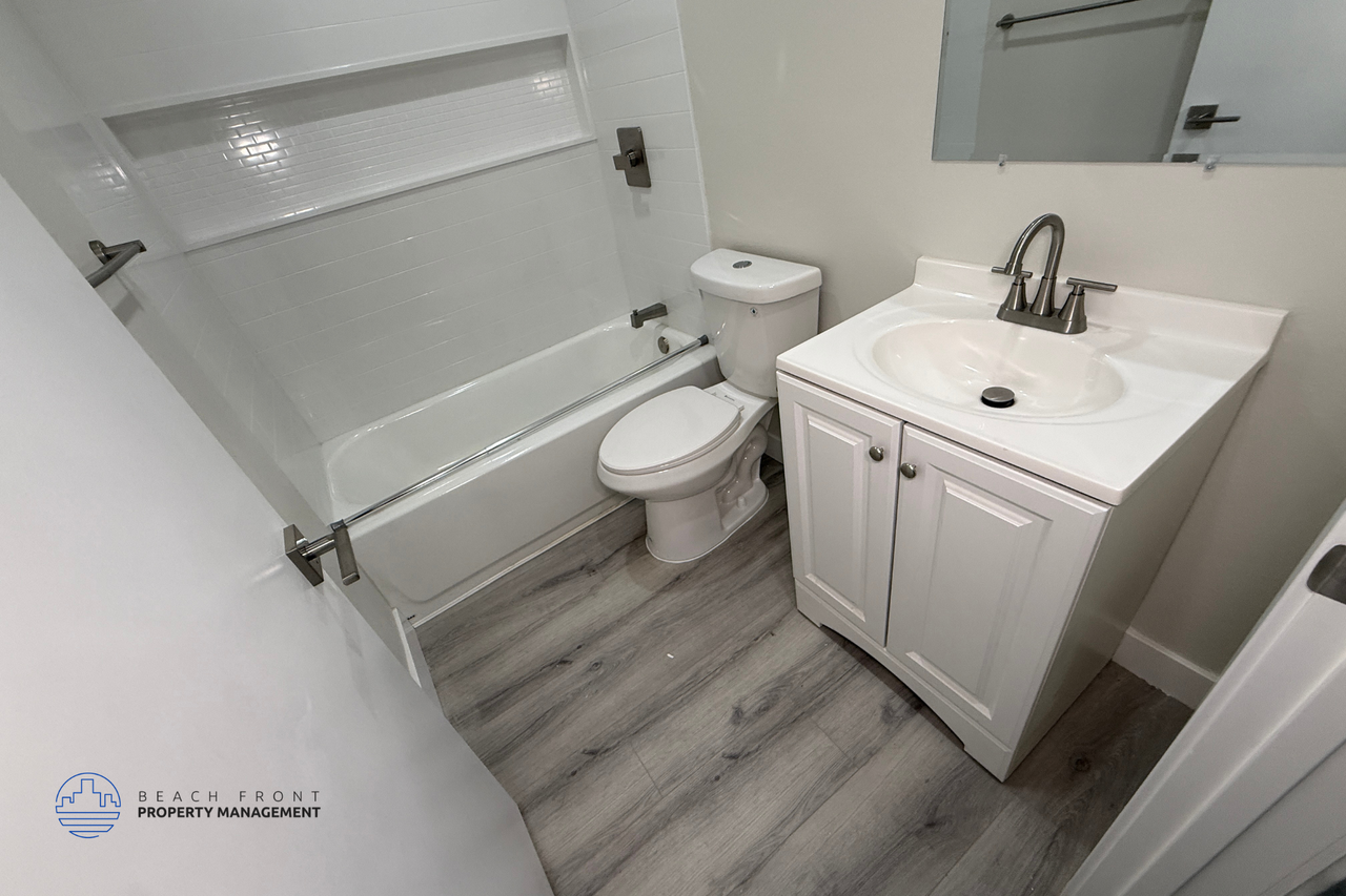 716-722 East 7th St. - Photo 2 of 13