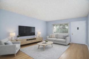 413 Piccadilly Place, Unit 9 - Photo 1 of 1