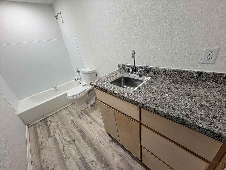 8112 Melrose Ct W, Unit 1 - Photo 3 of 3