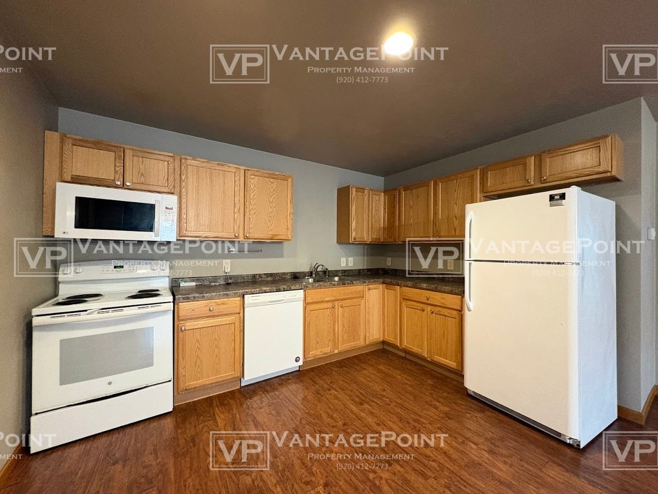 404 Pagel Ave #404 - Photo 3 of 15