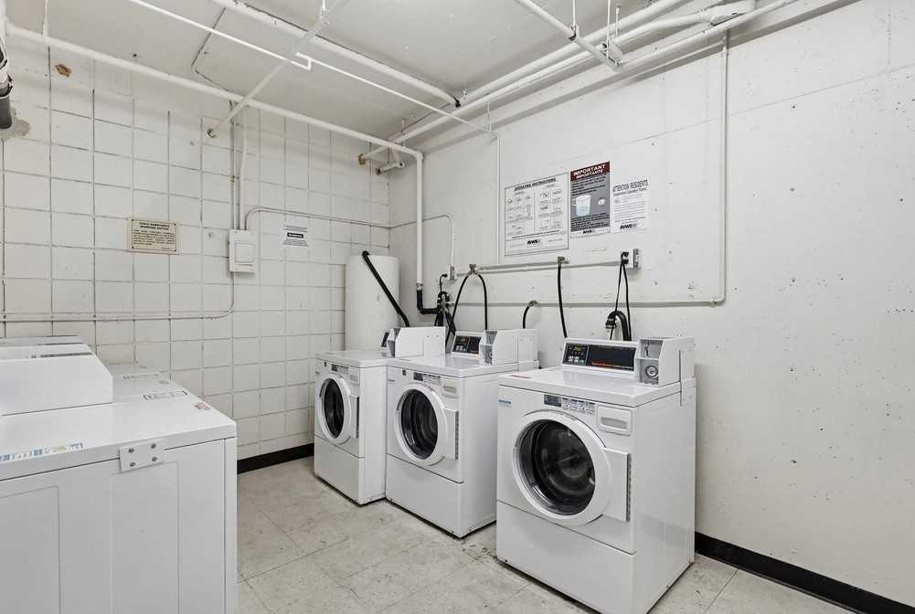 6175 Canterbury - Photo 7 of 50