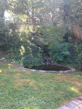 2121 Freda Dr - Photo 3 of 17