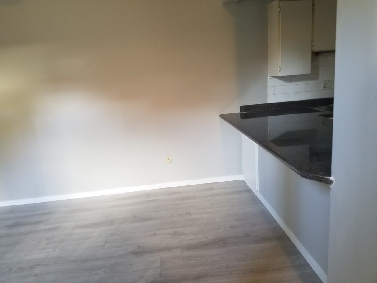 7364 Dunvegan Crt #7364 - Photo 6 of 7