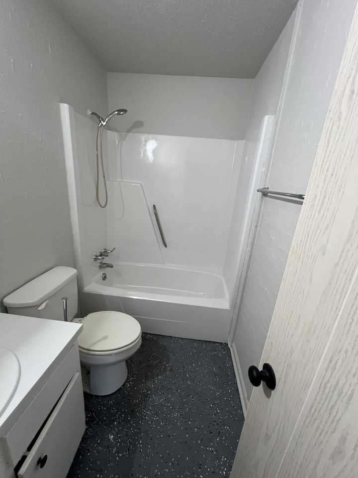 725 Beale St #1 - Photo 5 of 10