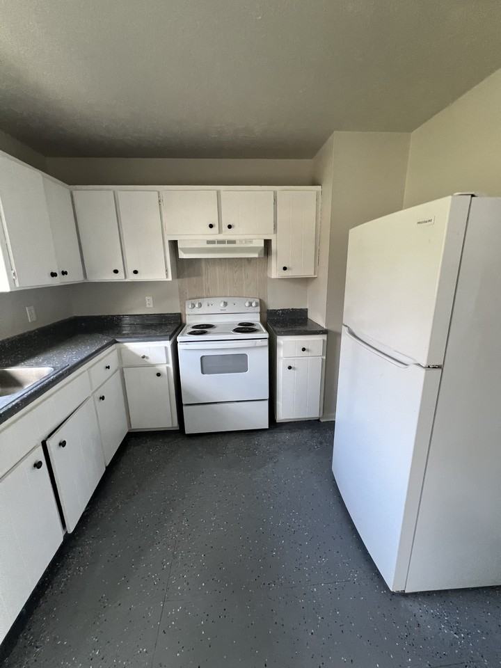 725 Beale St #1 - Photo 7 of 10