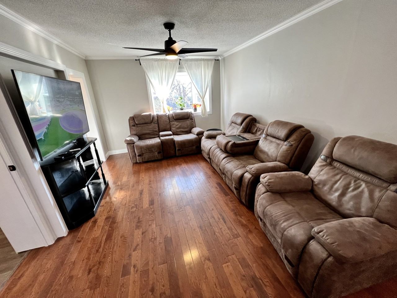 600 Park St W #1A - Photo 2 of 12