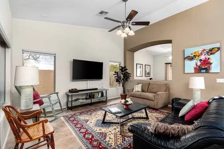 29424 N 51st St #1 - Photo 4 of 31