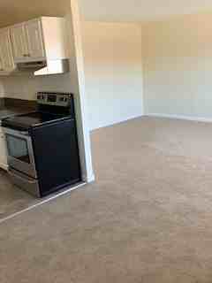 PARKVIEW APTS. - Photo 2 of 18