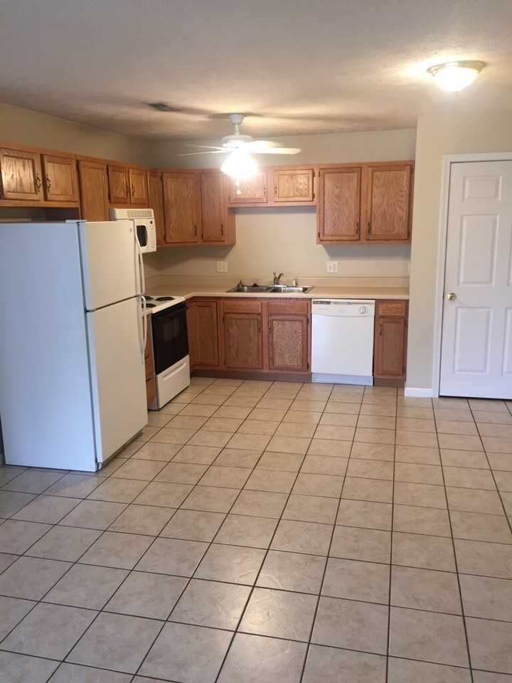 116 Lou Ann Drive - Photo 2 of 9