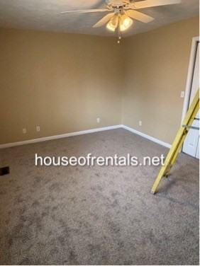 255 McNeil St - Photo 5 of 13